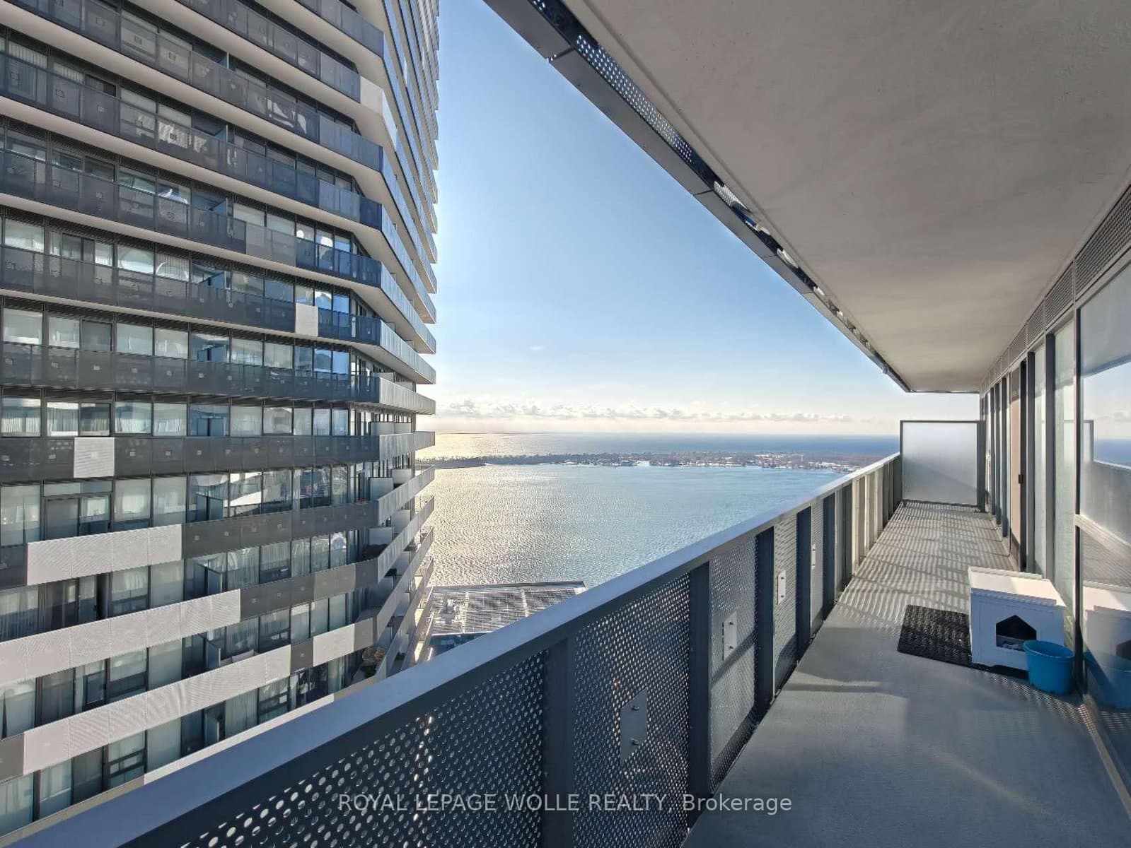 55 Cooper Street, Unit 6008 thumbnail 10