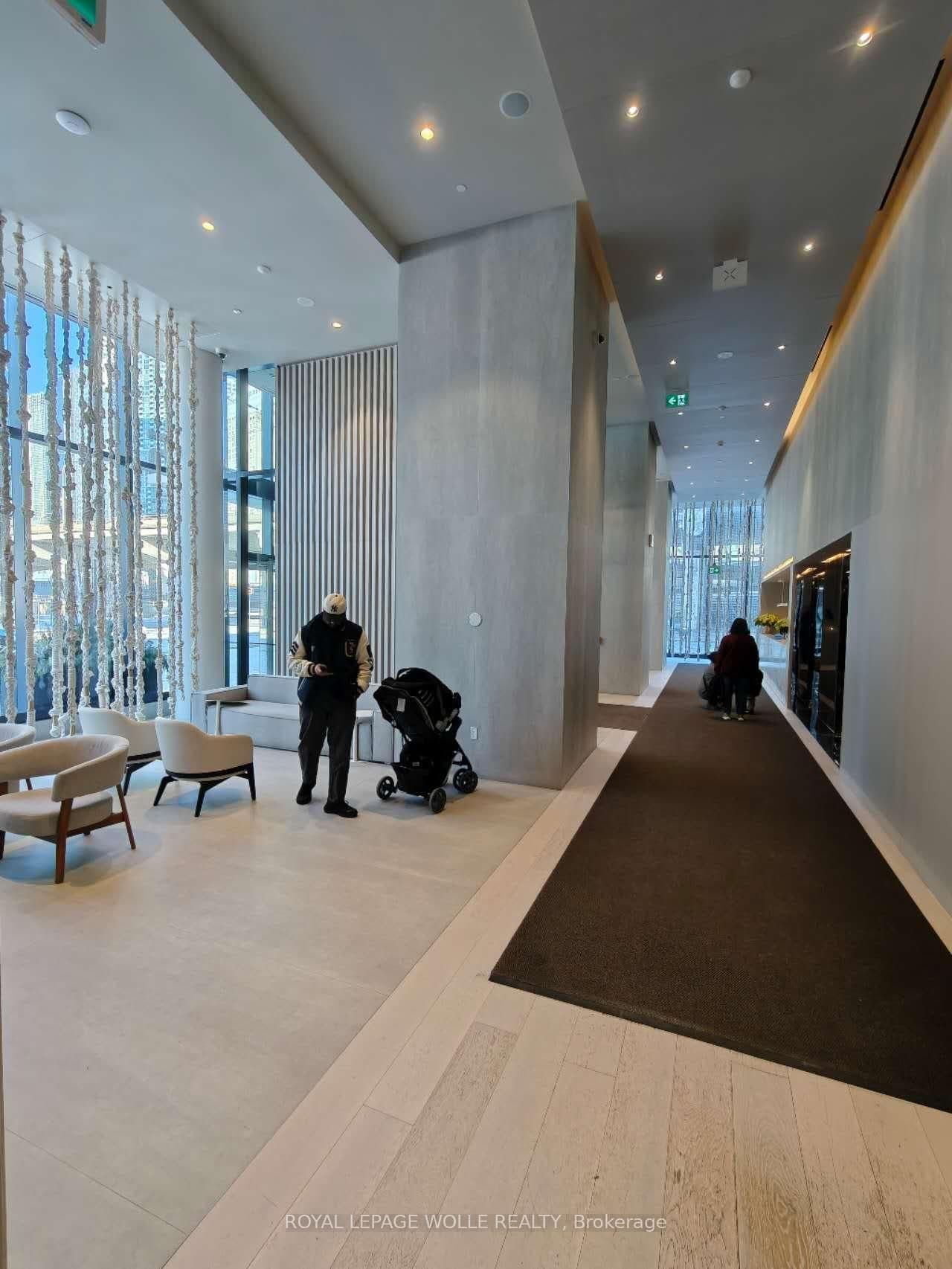 55 Cooper Street, Unit 6008 thumbnail 4