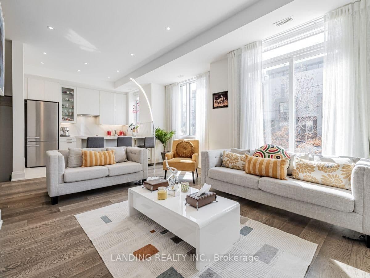 17 Greenbriar Road, Unit 1 thumbnail 4
