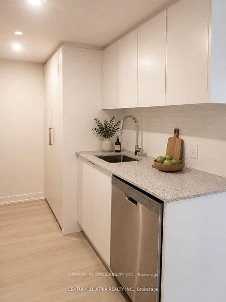 500 Wilson Avenue, Unit 519 thumbnail 11
