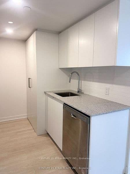 500 Wilson Avenue, Unit 519 thumbnail 13