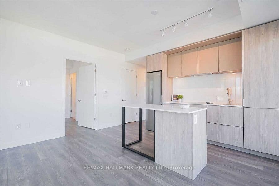 35 Tubman Avenue, Unit 921 - Image 1