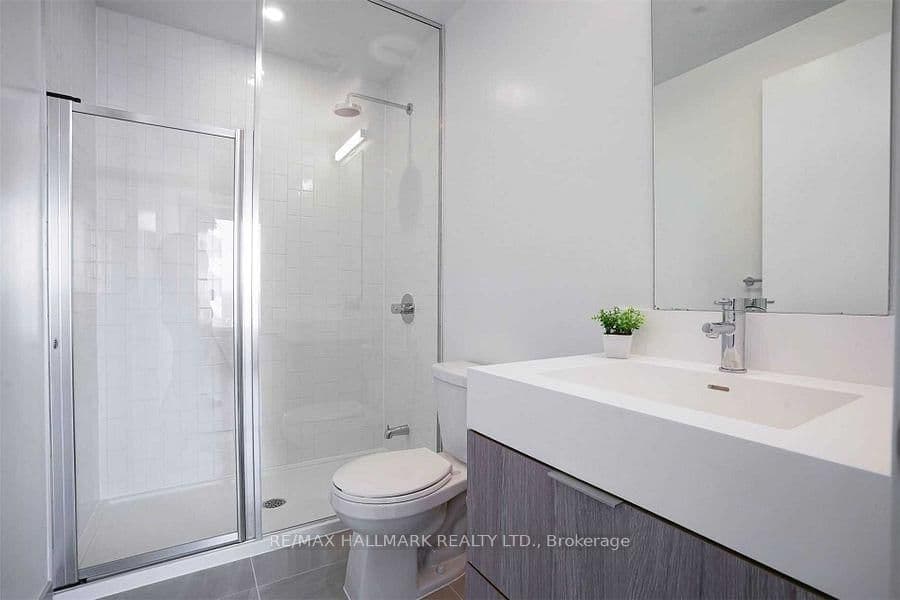 35 Tubman Avenue, Unit 921 thumbnail 15
