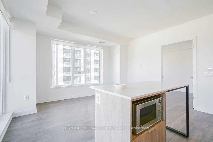 35 Tubman Avenue, Unit 921 thumbnail 3