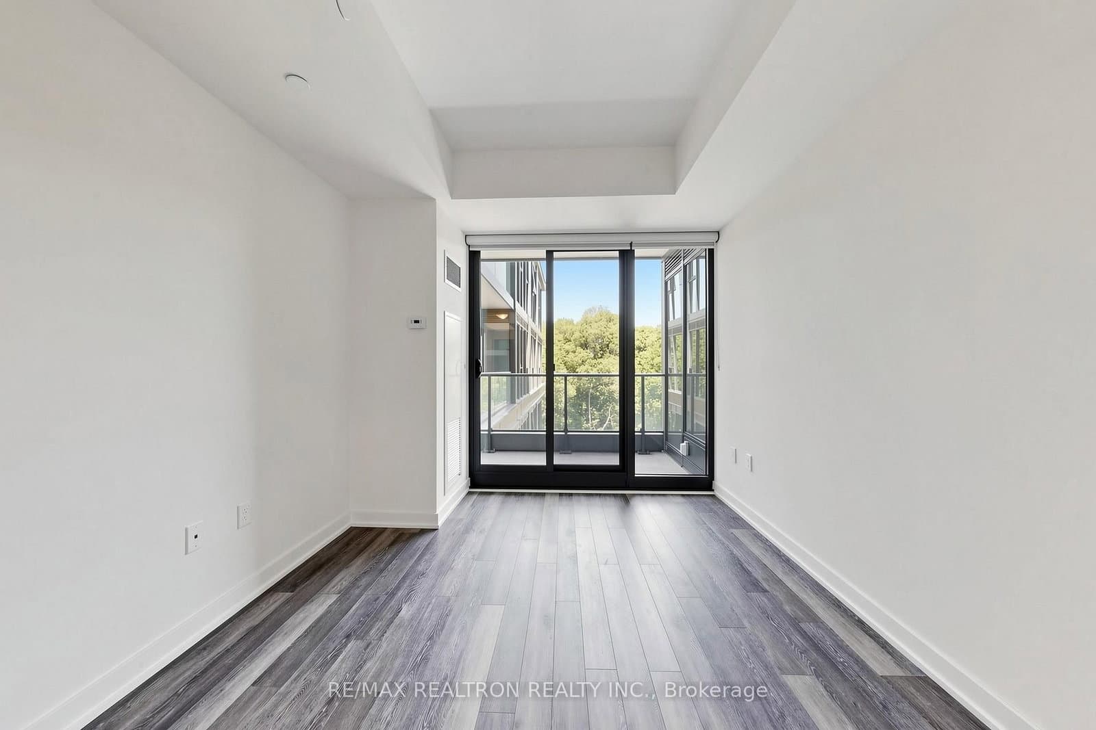 250 Lawrence Avenue W, Unit 701 thumbnail 11