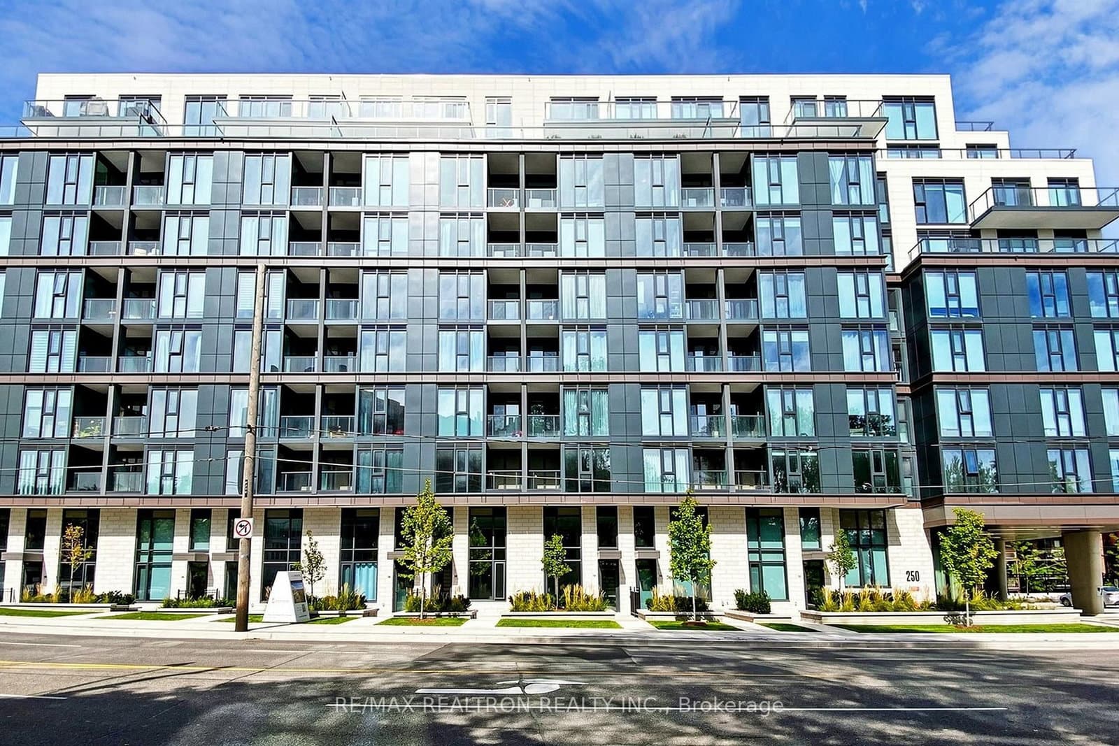 250 Lawrence Avenue W, Unit 701 thumbnail 34