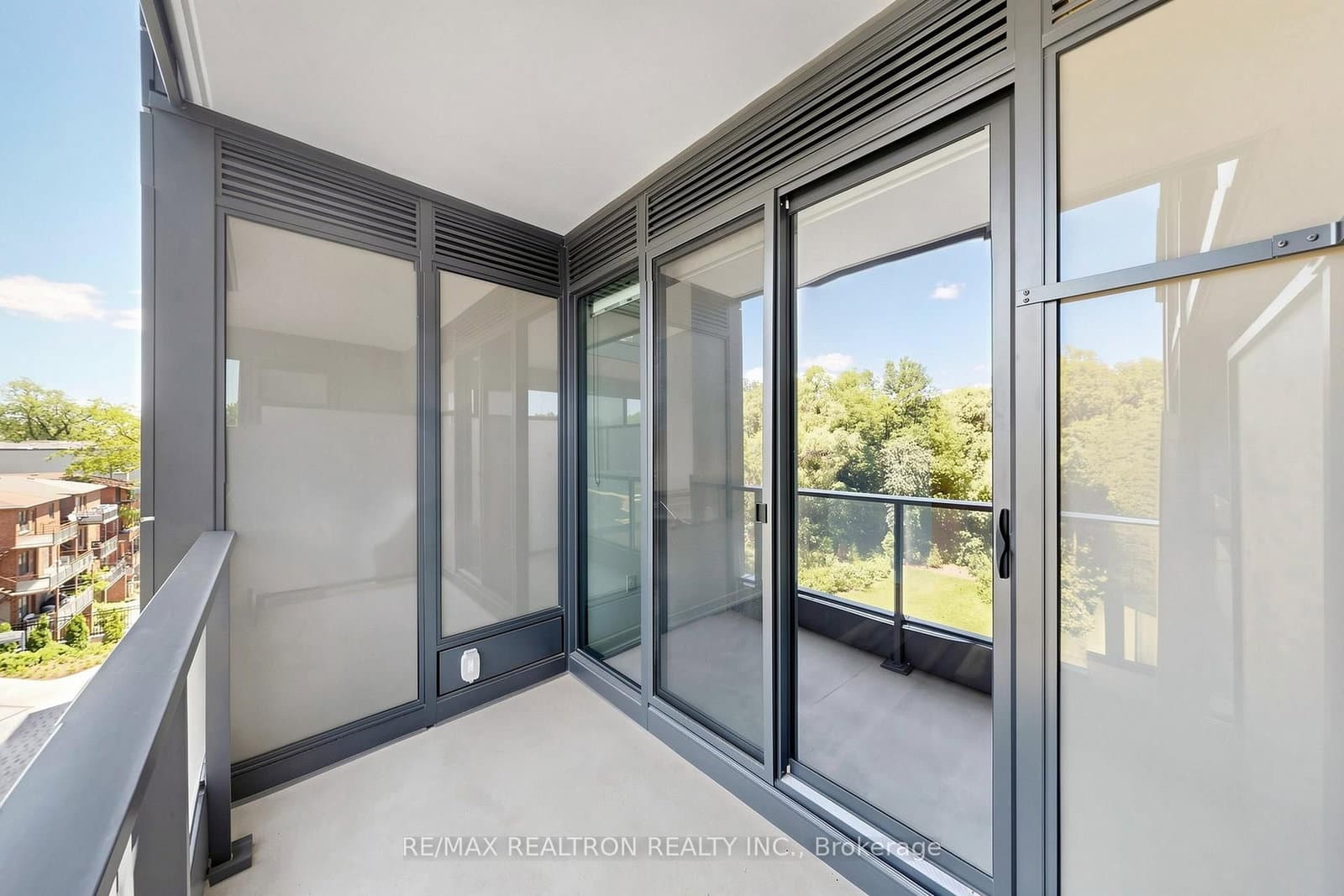 250 Lawrence Avenue W, Unit 701 thumbnail 42