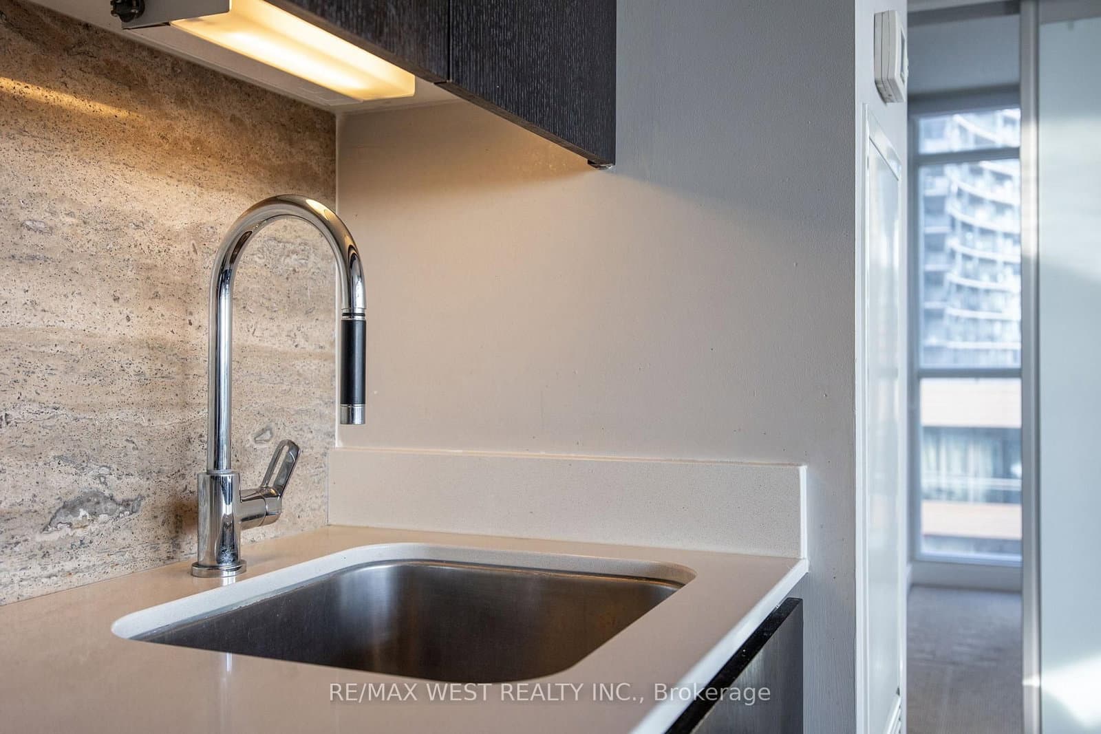 15 Iceboat Terrace, Unit 1106 thumbnail 15