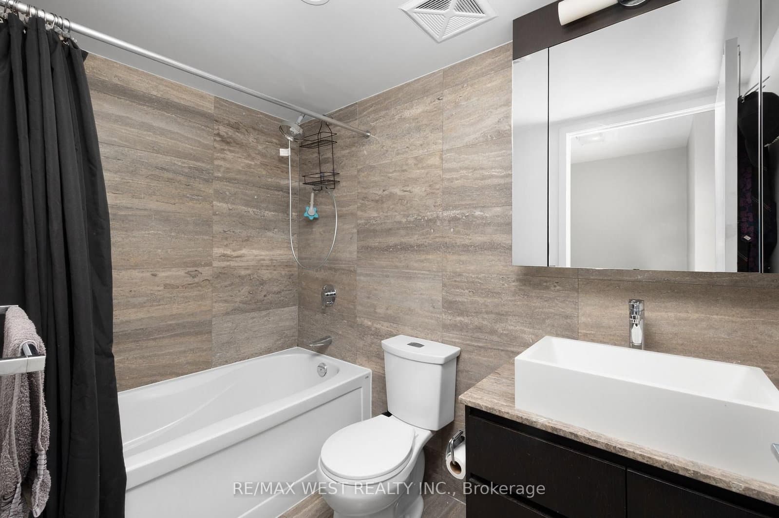 15 Iceboat Terrace, Unit 1106 thumbnail 7