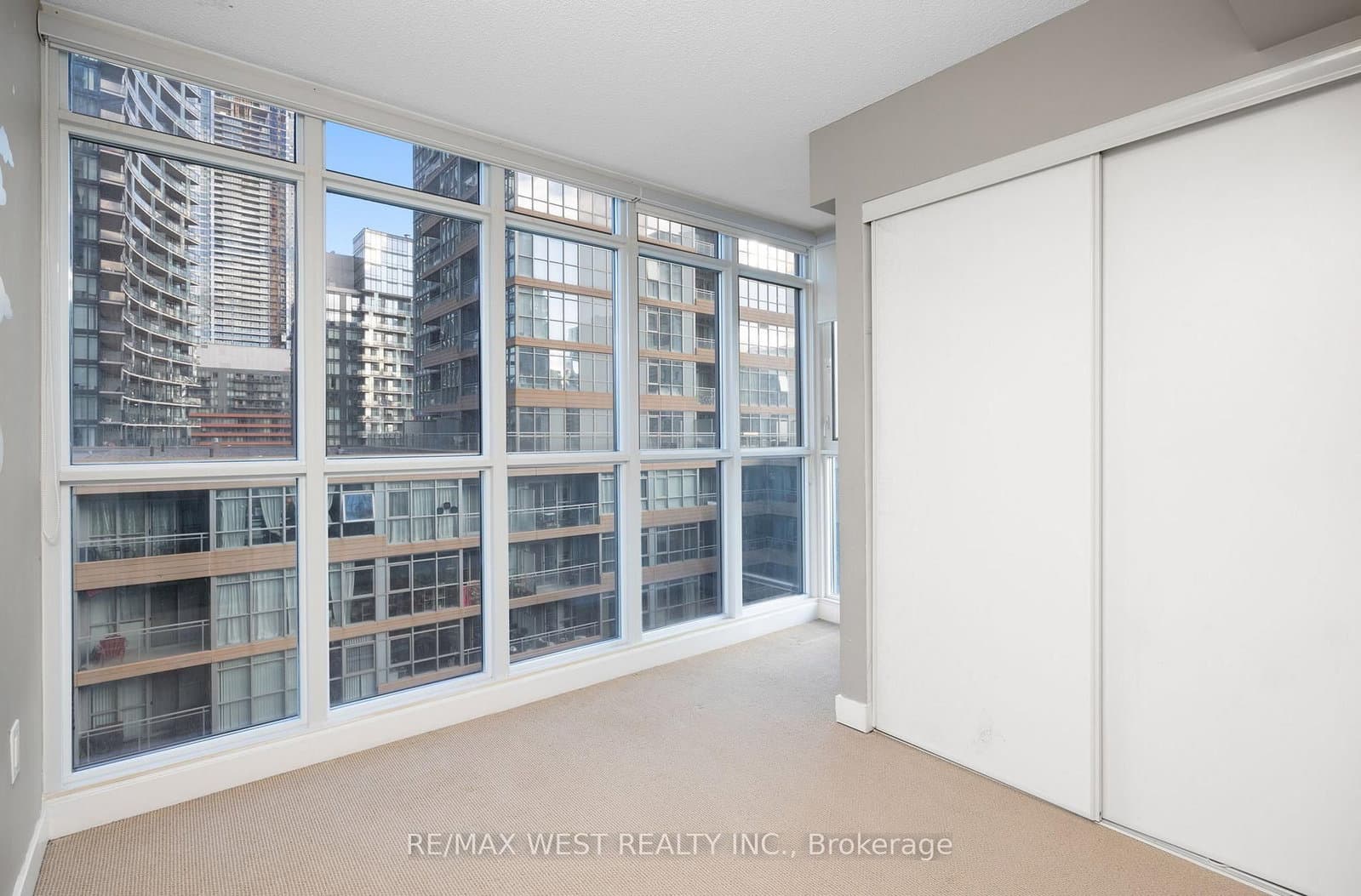 15 Iceboat Terrace, Unit 1106 thumbnail 8