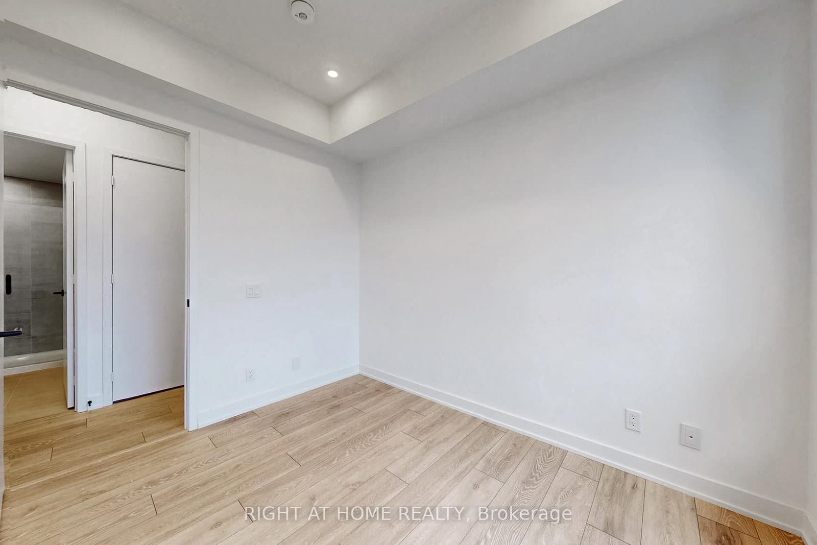108 Peter Street, Unit 3302 thumbnail 12