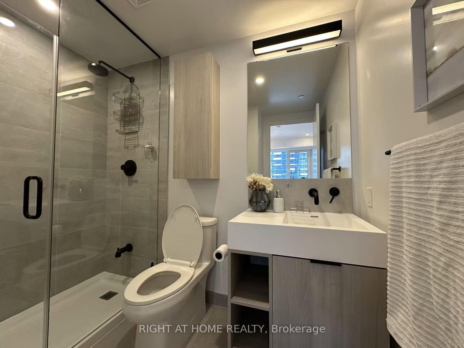 108 Peter Street, Unit 3302 thumbnail 7
