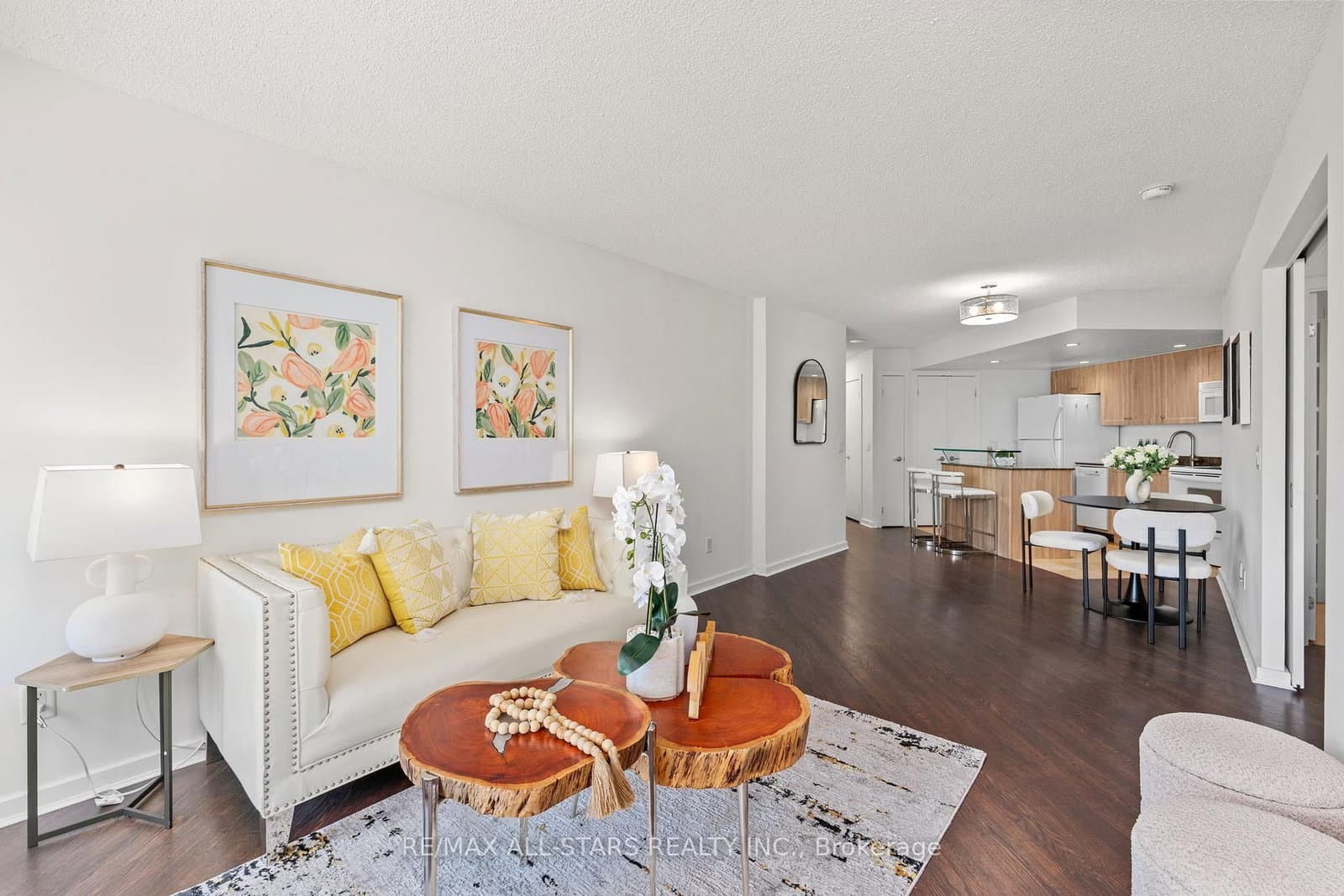 208 Queens Quay W, Unit 804 thumbnail 9