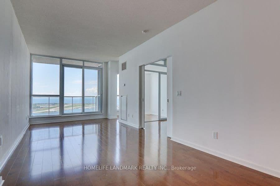 208 Queens Quay W, Unit 3409 thumbnail 11
