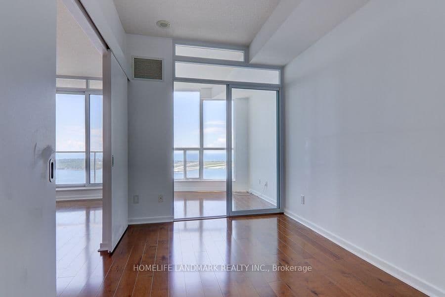 208 Queens Quay W, Unit 3409 thumbnail 12