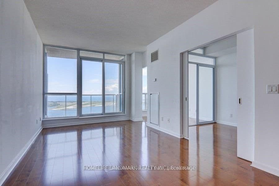 208 Queens Quay W, Unit 3409 thumbnail 14