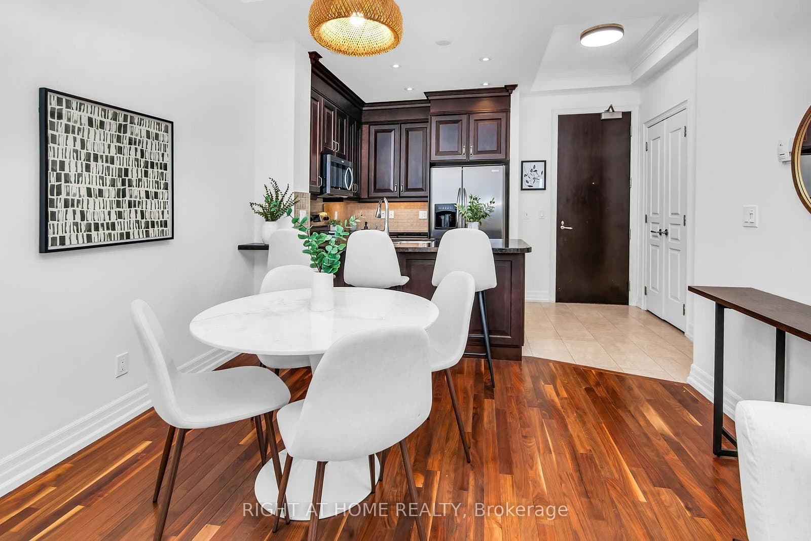 20 Burkebrook Place, Unit 306 thumbnail 12