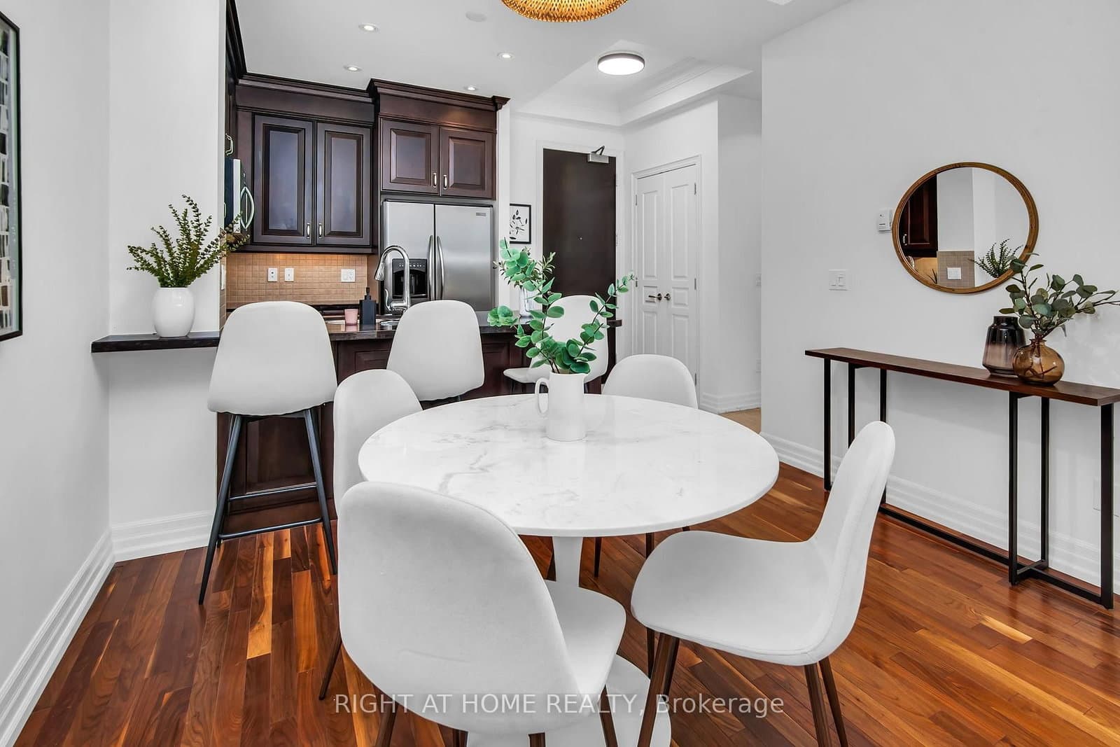 20 Burkebrook Place, Unit 306 thumbnail 13
