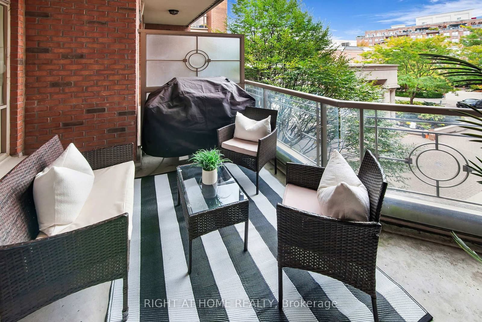 20 Burkebrook Place, Unit 306 thumbnail 22