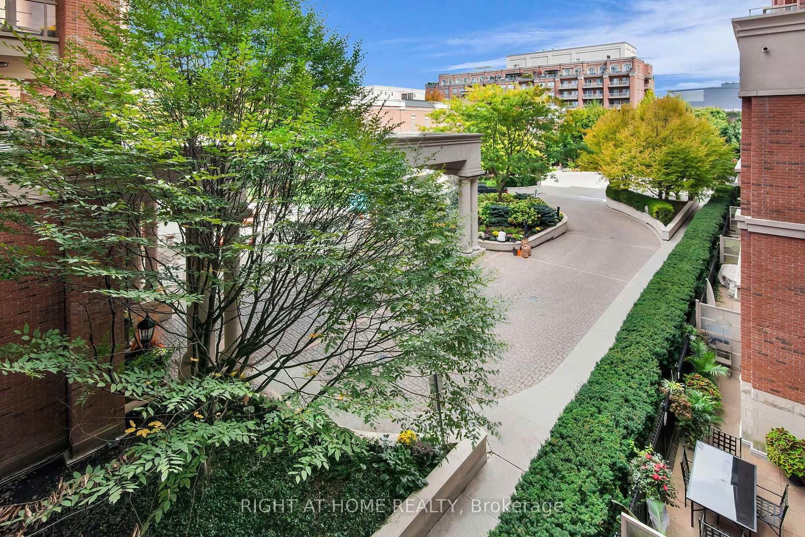 20 Burkebrook Place, Unit 306 thumbnail 23