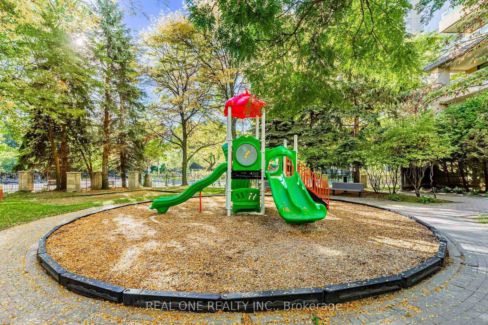 238 Doris Avenue, Unit 1503 thumbnail 23