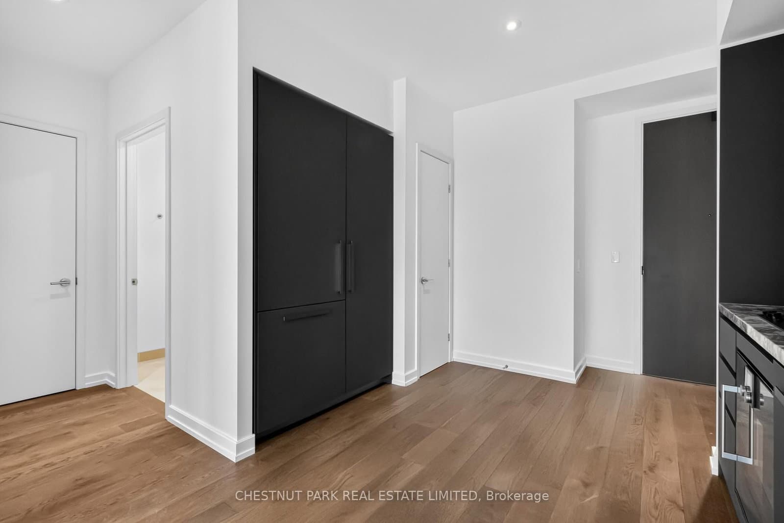 1315 Bay Street, Unit 504 thumbnail 11