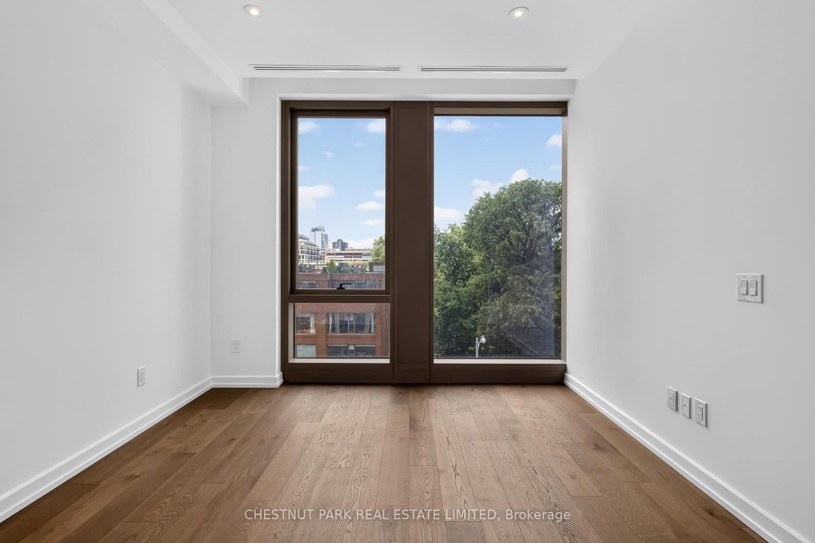 1315 Bay Street, Unit 504 thumbnail 15