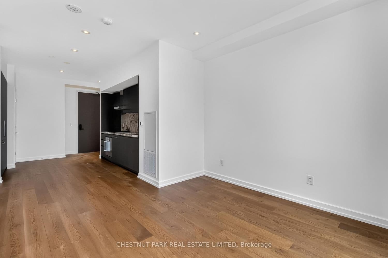 1315 Bay Street, Unit 504 thumbnail 16