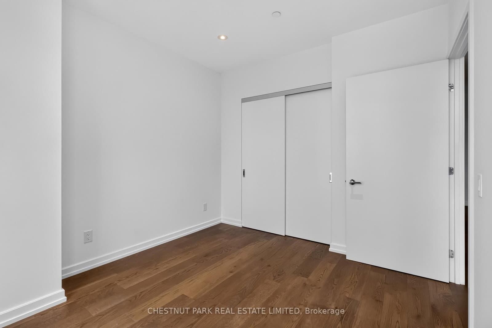 1315 Bay Street, Unit 504 thumbnail 17