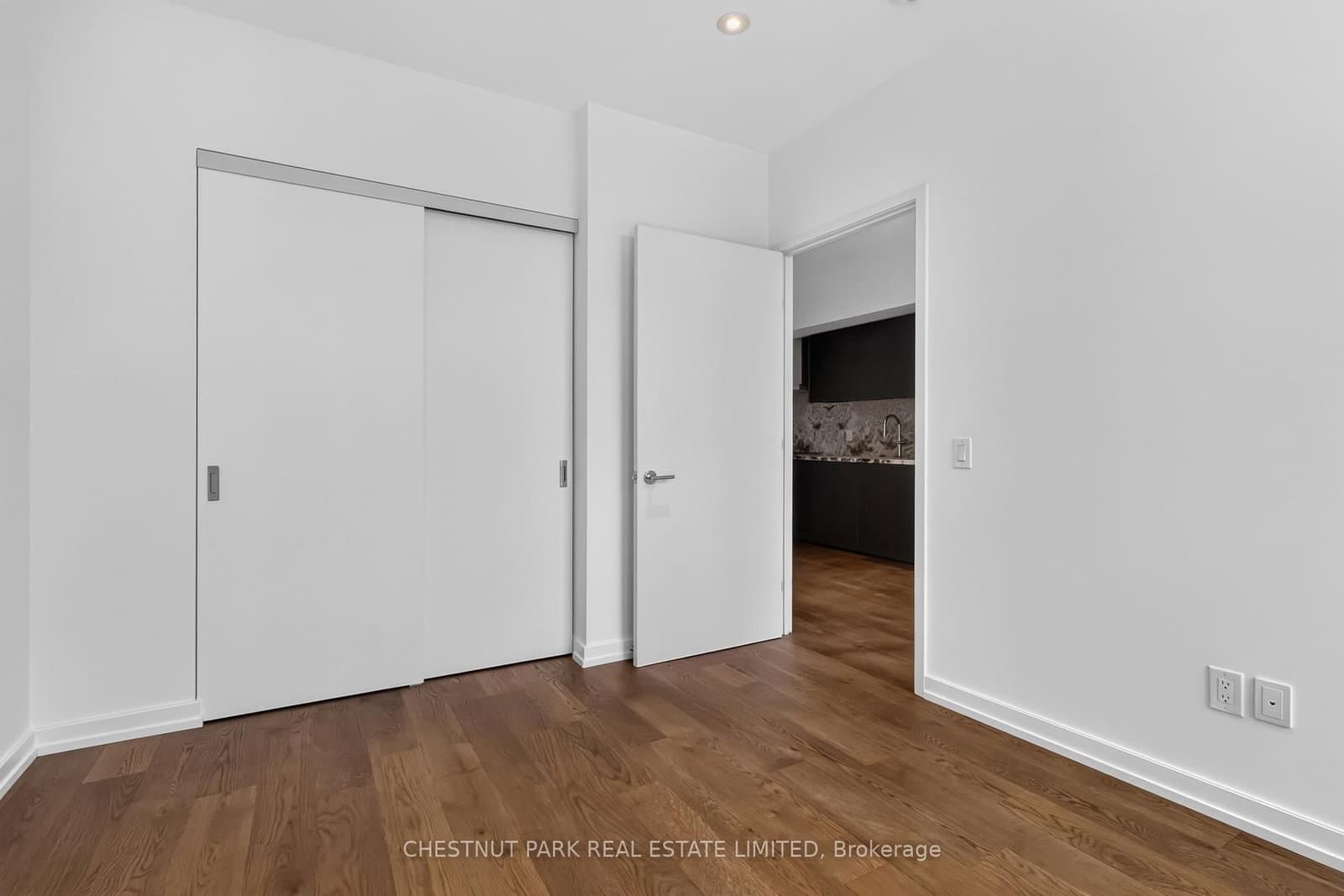 1315 Bay Street, Unit 504 thumbnail 19