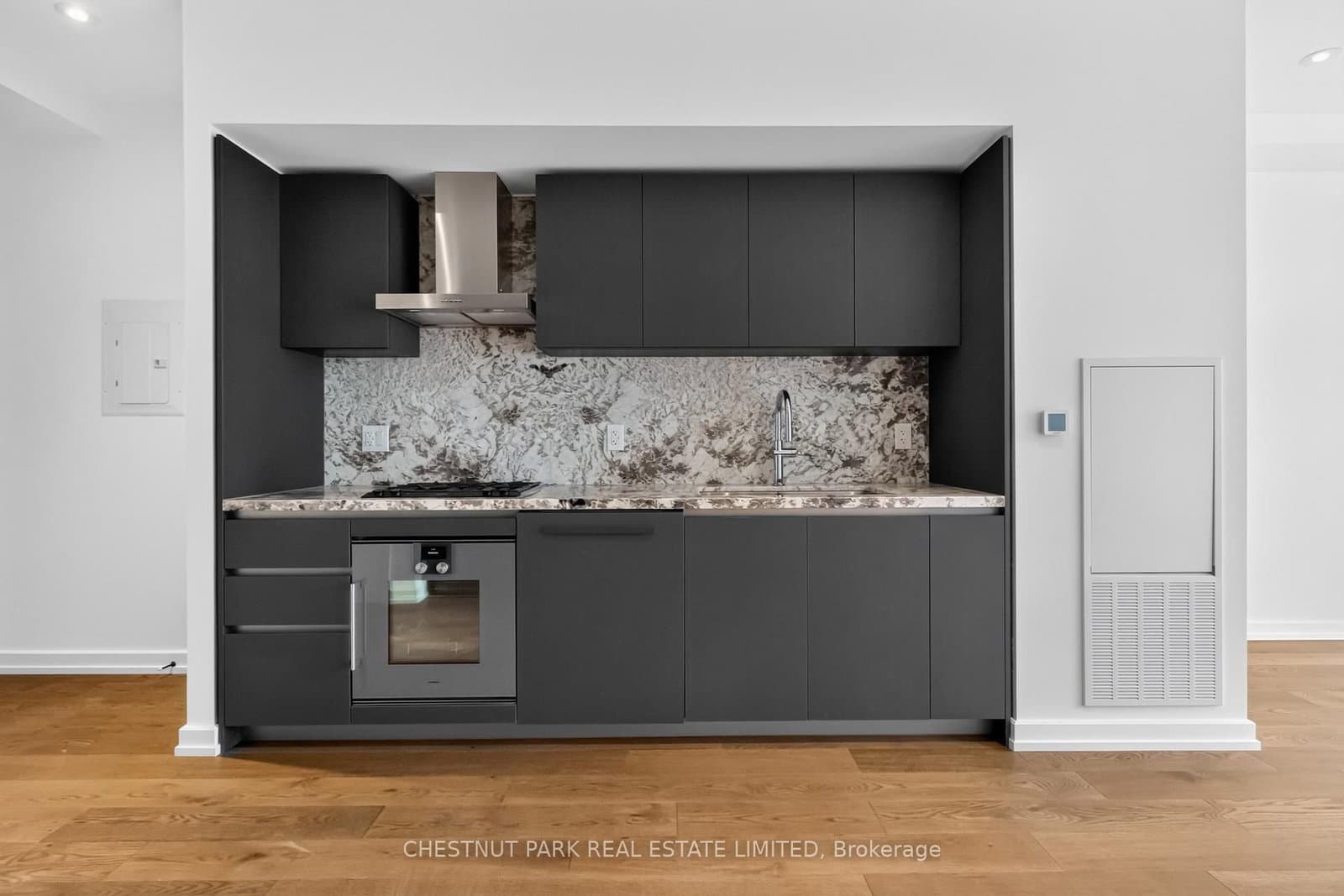 1315 Bay Street, Unit 504 thumbnail 6