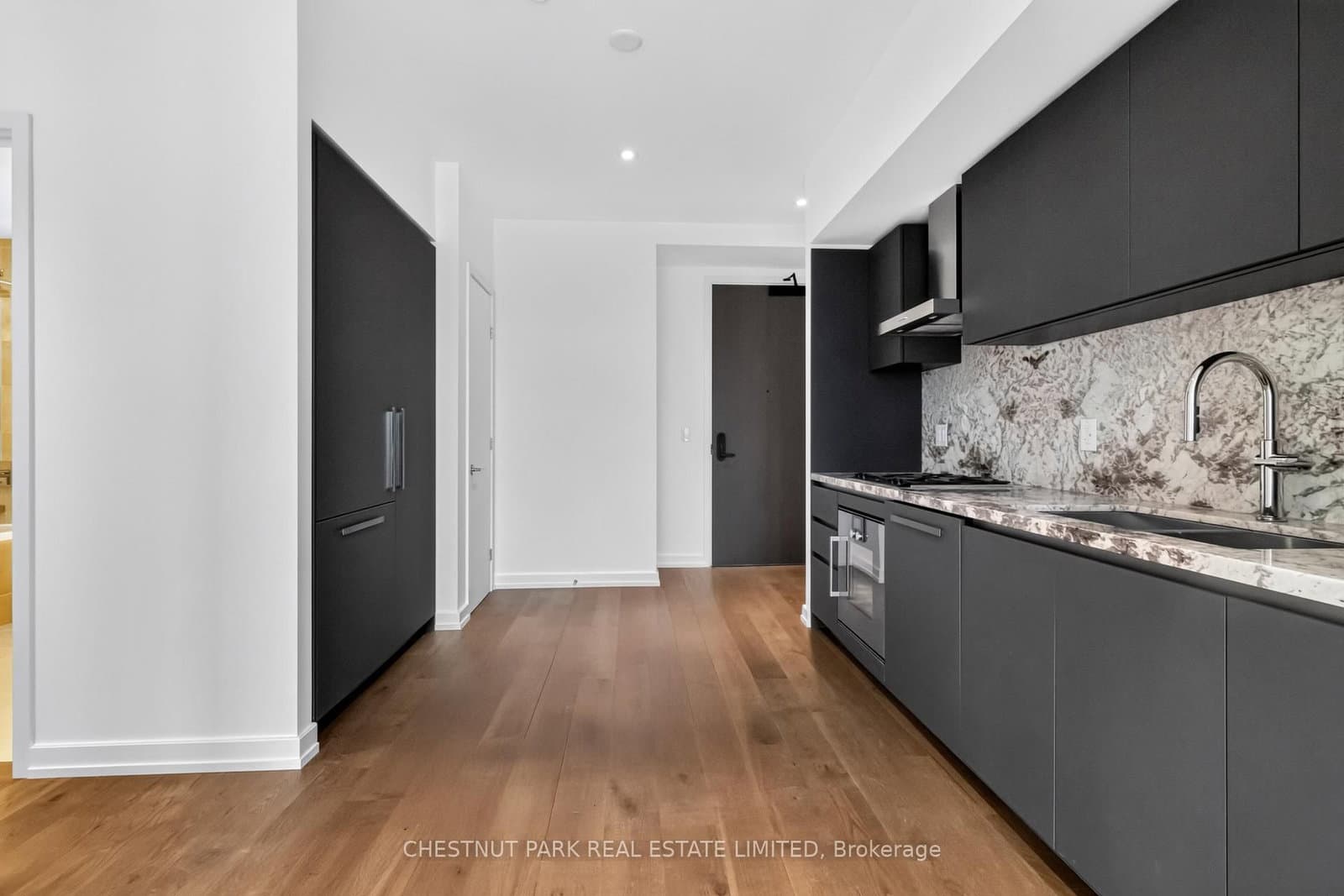 1315 Bay Street, Unit 504 thumbnail 9