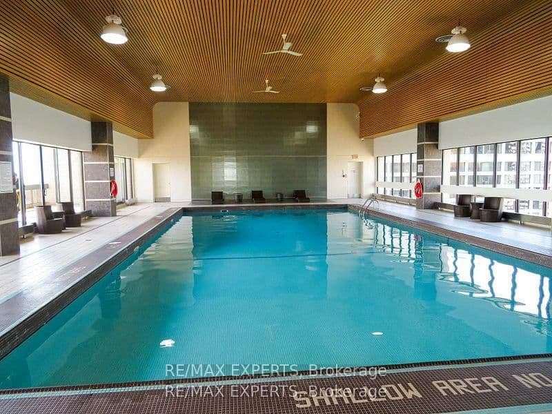 33 Harbour Square, Unit 1013 thumbnail 26