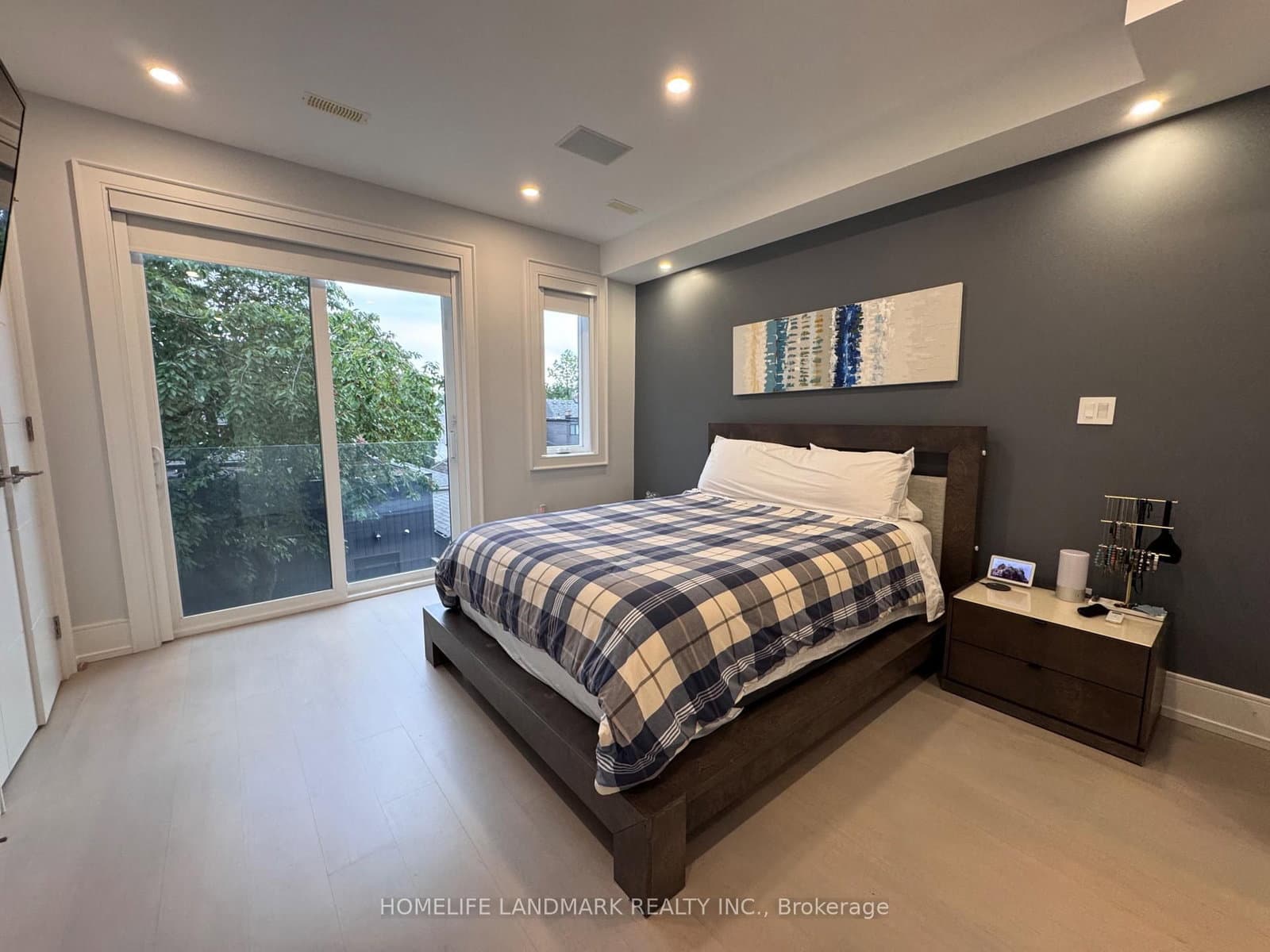 17 Hocken Avenue thumbnail 11