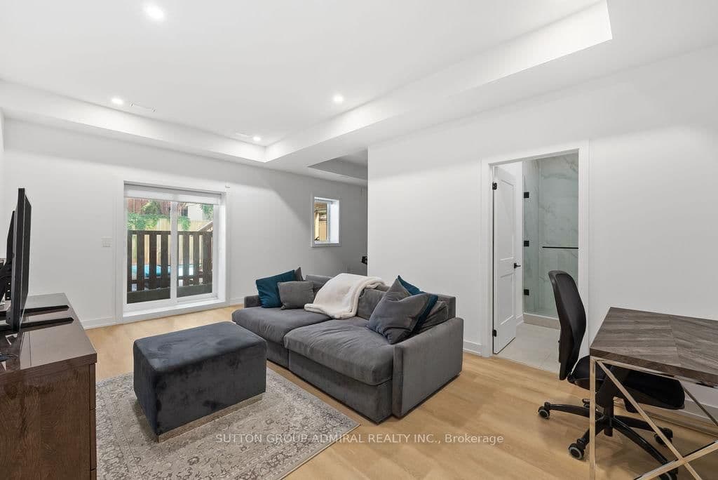 80 Bude Street thumbnail 40