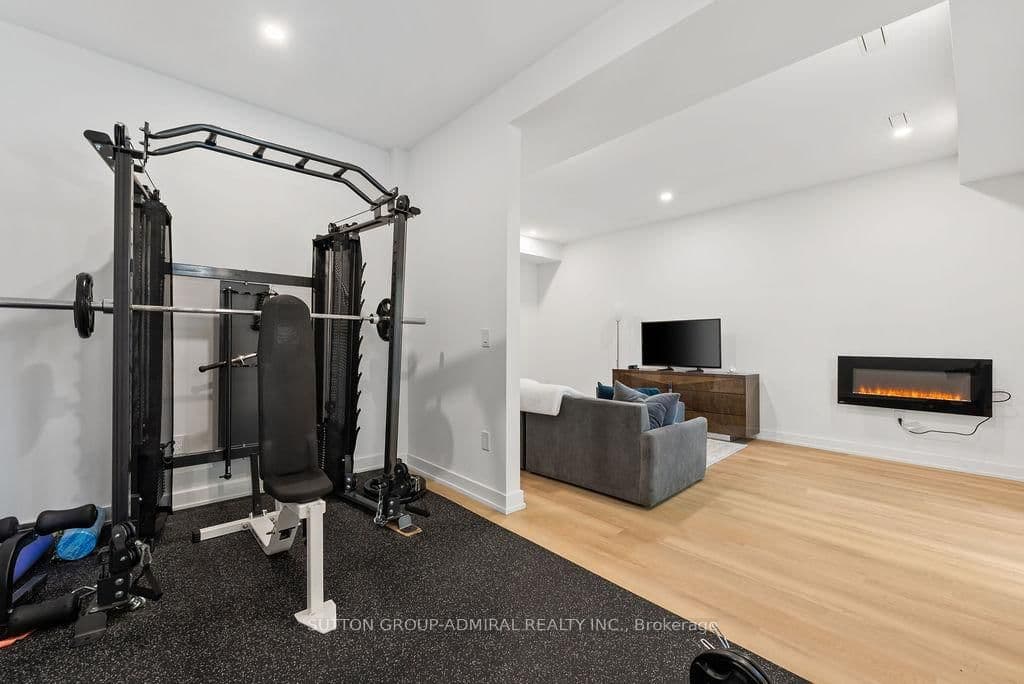 80 Bude Street thumbnail 41
