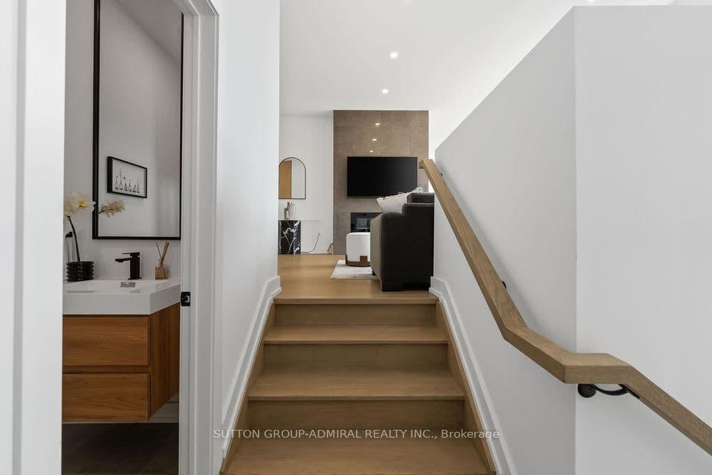80 Bude Street thumbnail 6