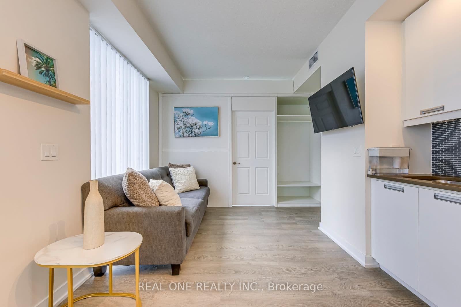 99 JOHN Street, Unit 1001 thumbnail 13