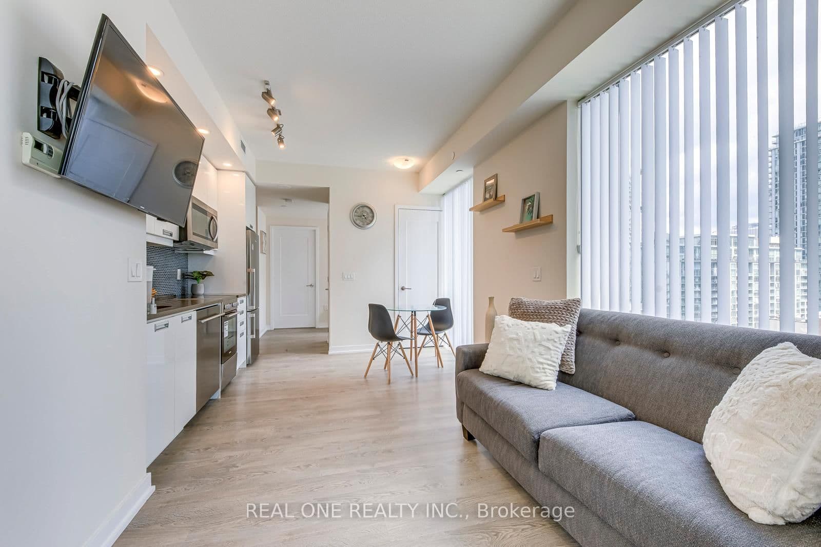 99 JOHN Street, Unit 1001 thumbnail 14