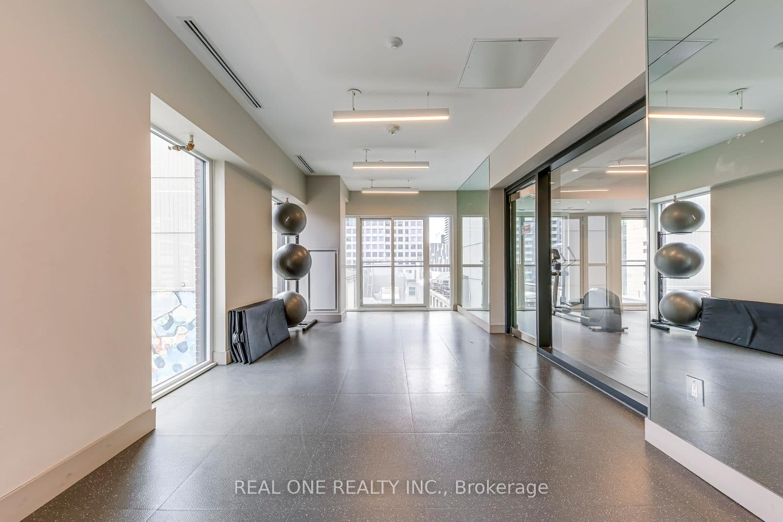 99 JOHN Street, Unit 1001 thumbnail 26