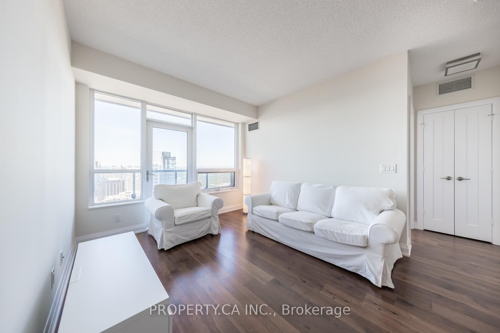 5 Sheppard Avenue E, Unit 3422 thumbnail 12