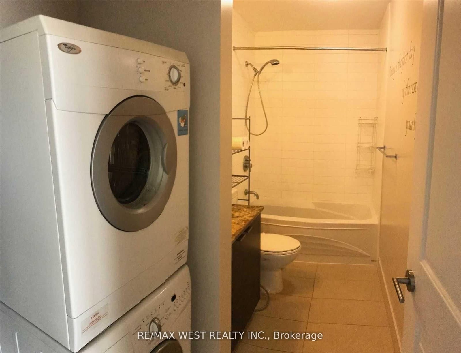 23 Sheppard Avenue E, Unit 2107 thumbnail 6
