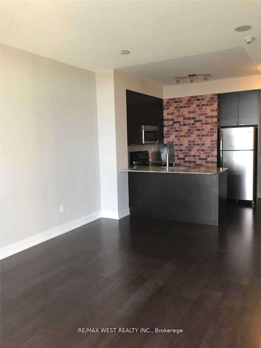 23 Sheppard Avenue E, Unit 2107 thumbnail 8