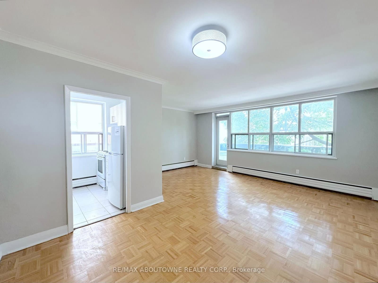 276 St Clair Avenue W, Unit 104 - Image 1