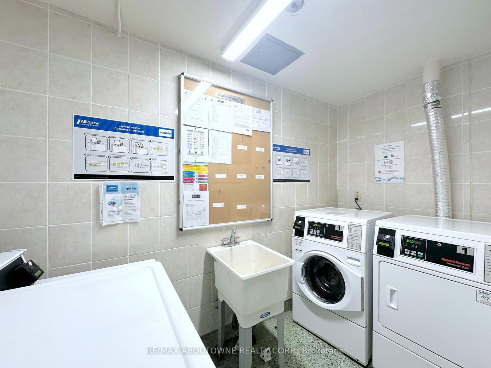 276 St Clair Avenue W, Unit 104 thumbnail 13