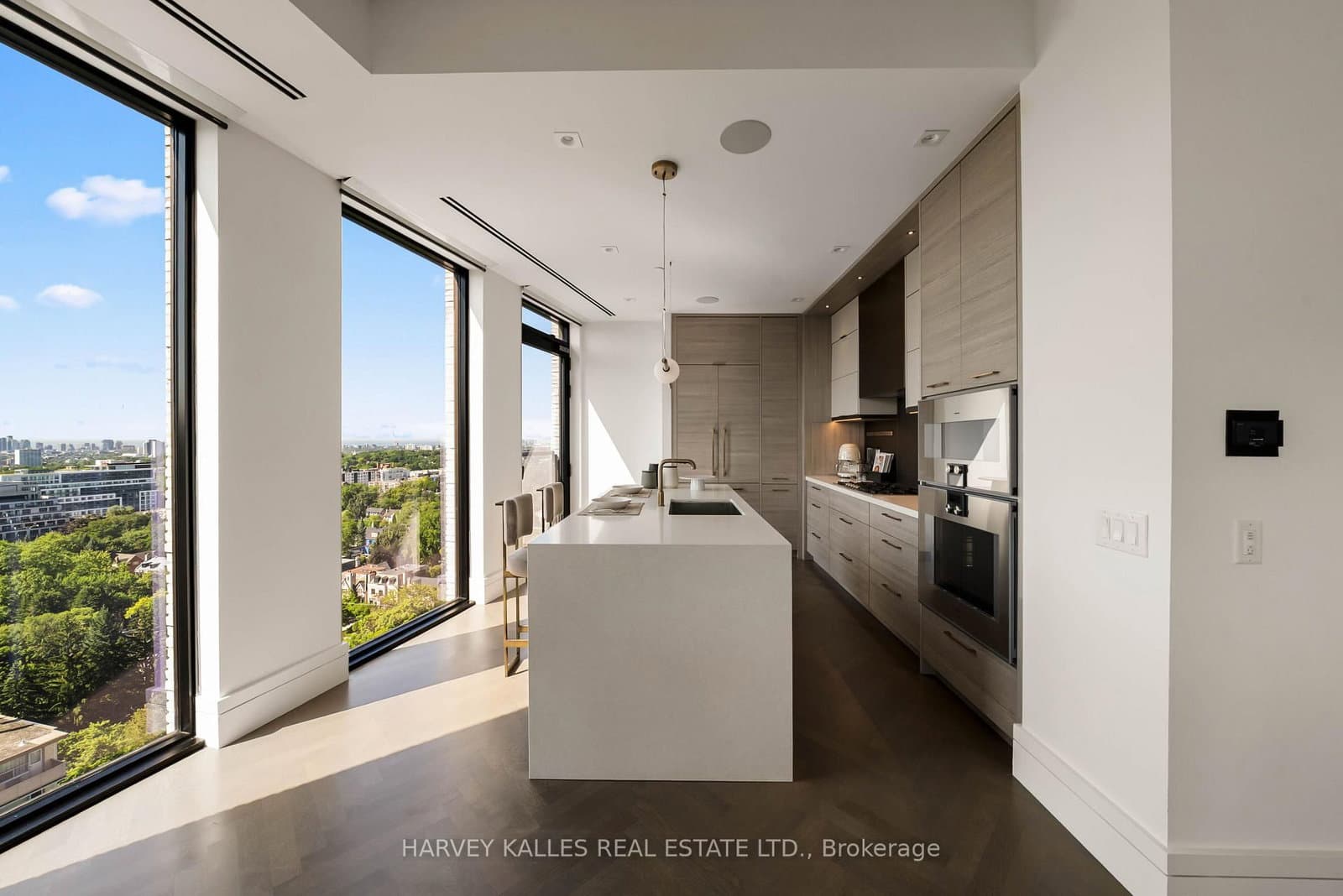 215 Lonsdale Road, Unit 1707 thumbnail 11