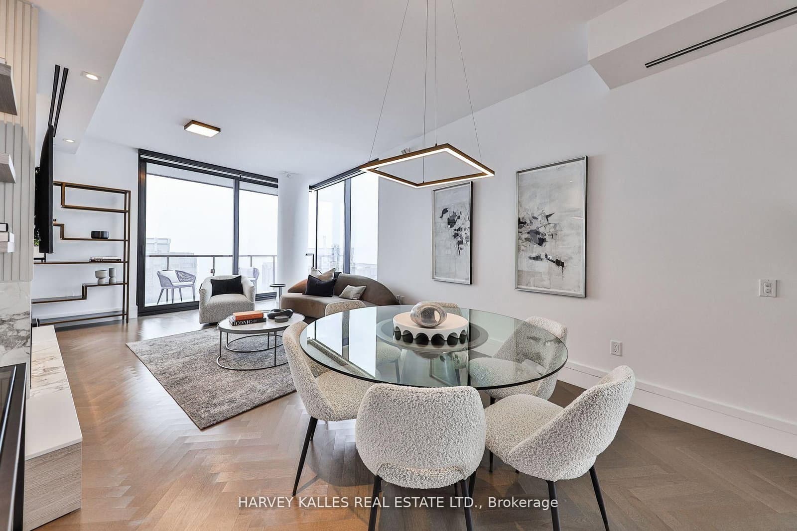 215 Lonsdale Road, Unit 1707 thumbnail 13
