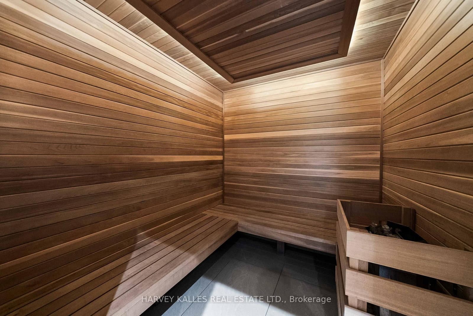 215 Lonsdale Road, Unit 1707 thumbnail 34