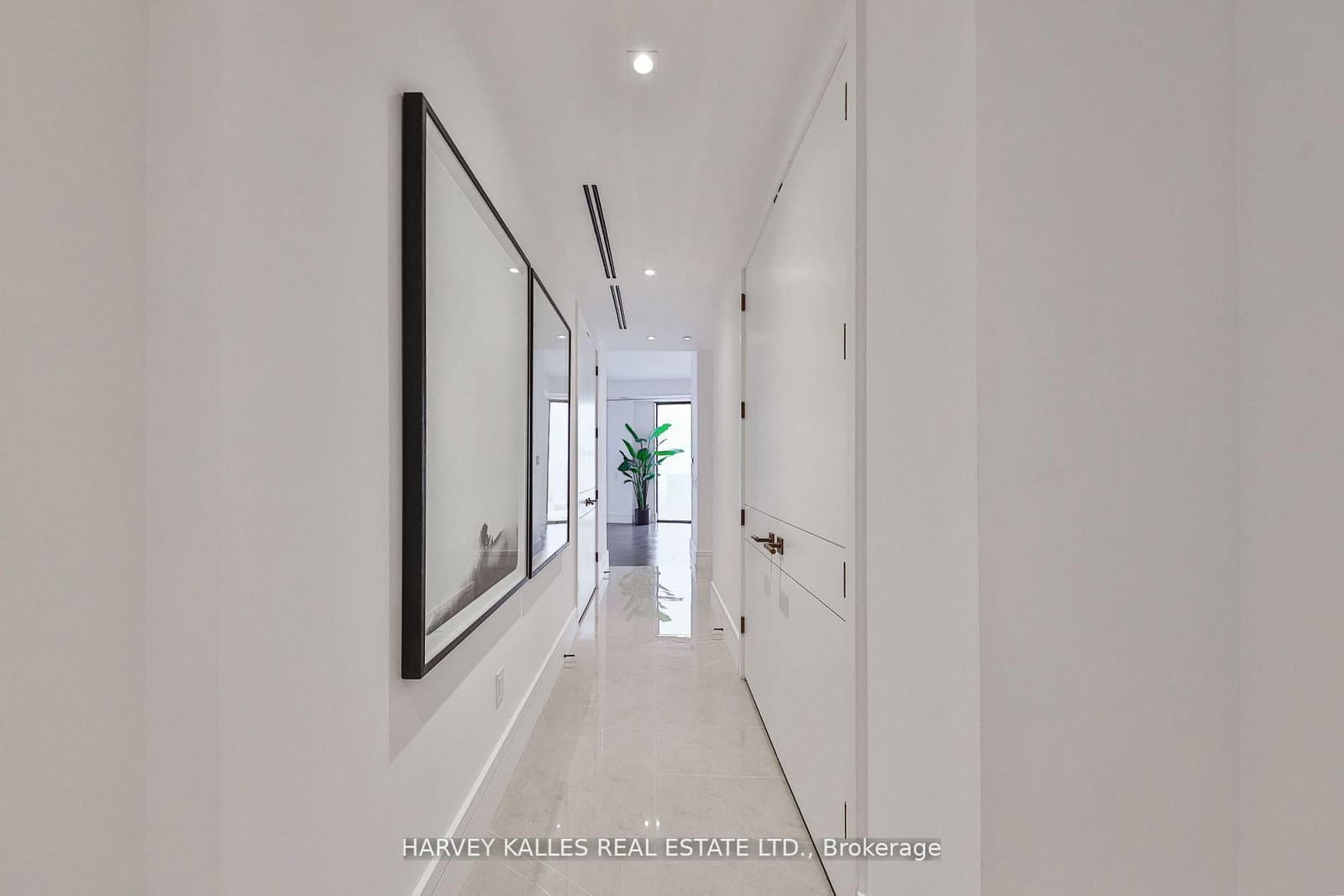 215 Lonsdale Road, Unit 1707 thumbnail 5