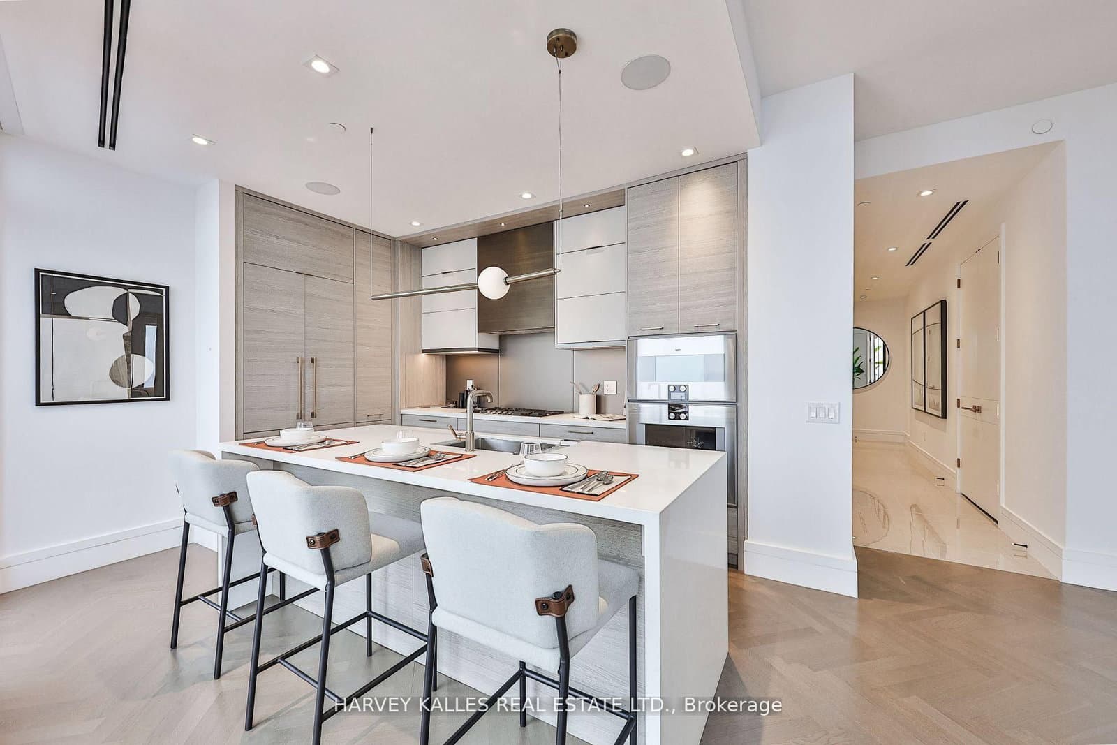 215 Lonsdale Road, Unit 1707 thumbnail 7